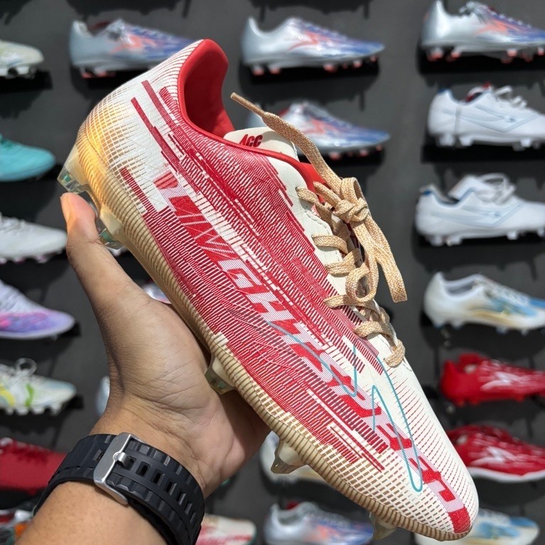 SPECS GARUDA ATTACK FG