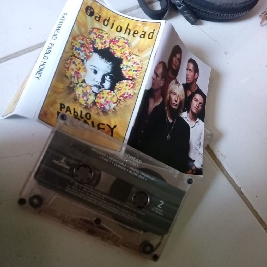 RADIOHEAD ALBUM  PABLO HONEY
