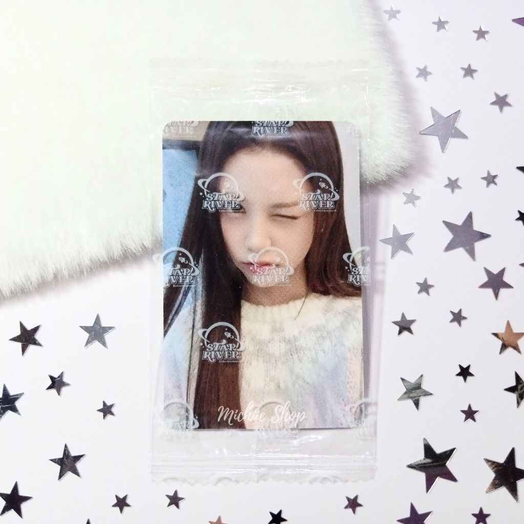 Photocard Hearts2Hearts Carmen Focus Starriver 2.0 Official | Photocard Carmen Hearts2Hearts SR 2.0