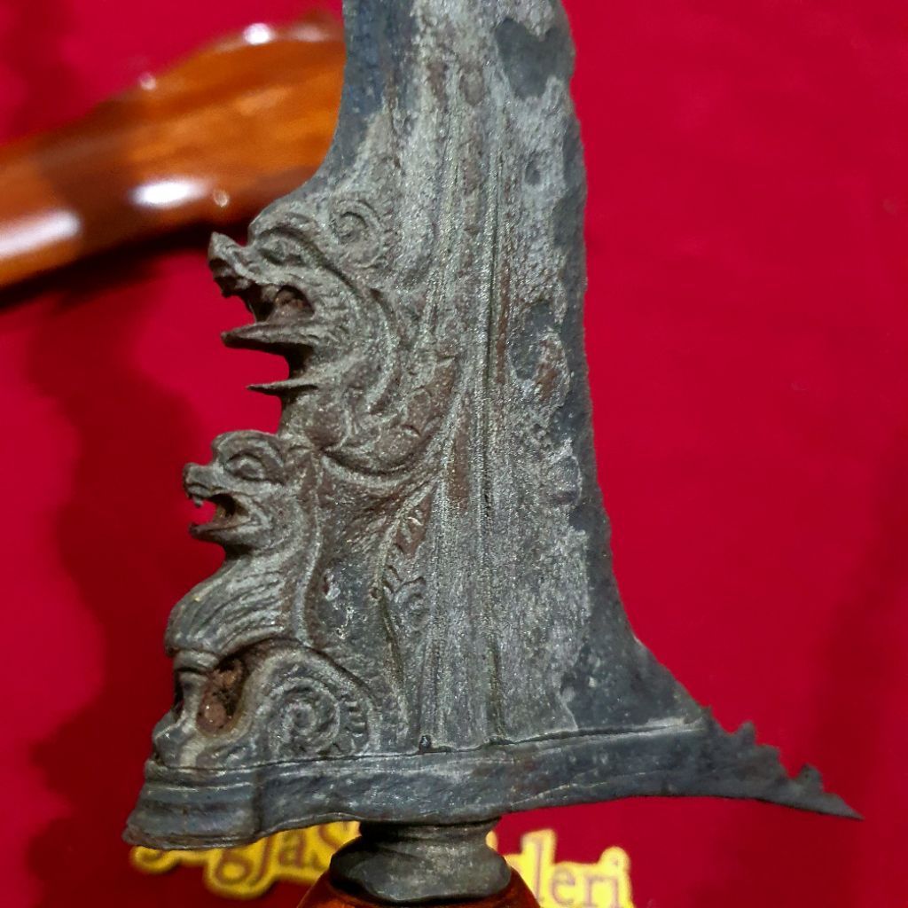 Keris Naga Singo Luk 13 Pedaringan Kebak Singosari sepuh