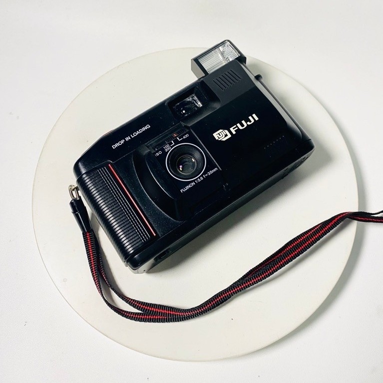Kamera Analog Fujifilm DL-10 ‘Manual’