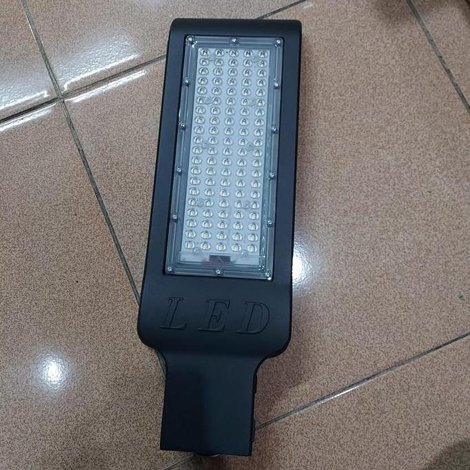 Lampu Jalan Pju 100W Lampu Led Penerangan Jalan Umum 100W
