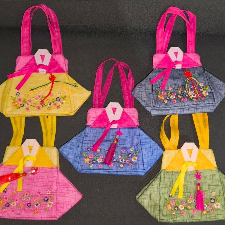 Tas Hanbok oleh oleh lucu asli Korea/souvenir Korea
