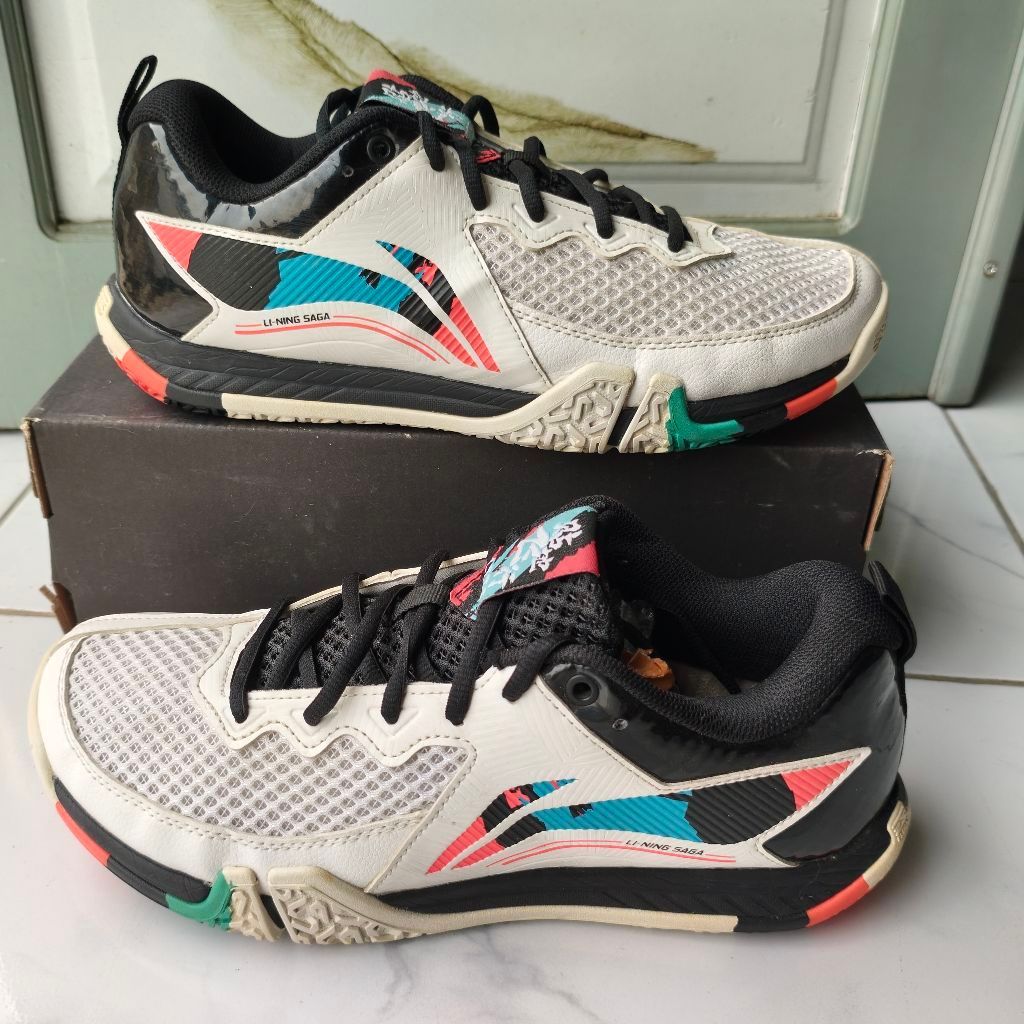 Sepatu Badminton Lining Saga sz 42 (second)
