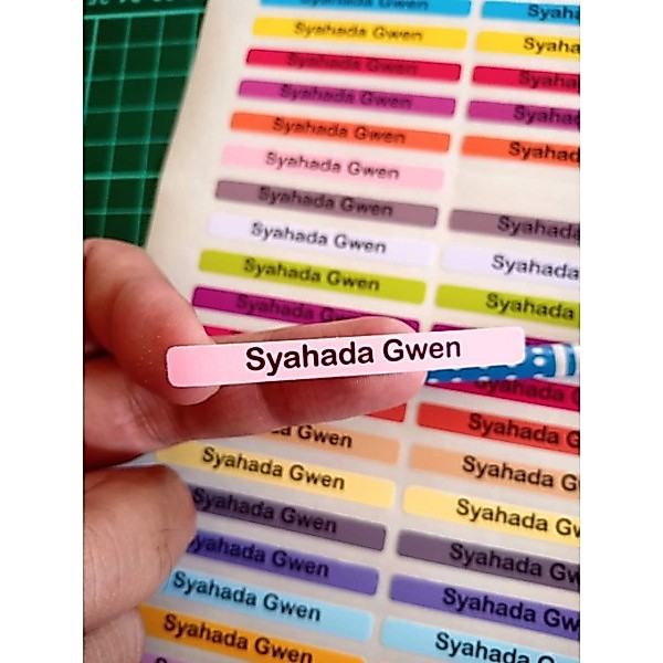 STICKER STIKER LABEL NAMA PENA PULPEN PENSIL SPIDOL ALAT TULIS BEBAS CUSTOM ISI 20pcs