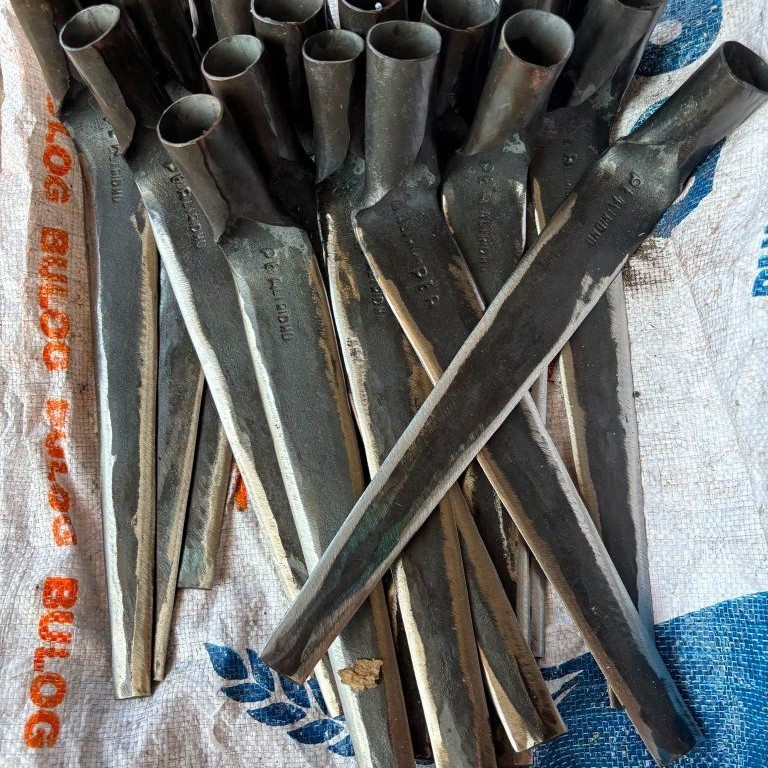 Babat Medan - Ombang Ambing - Alat Pemotong Rumput Manual