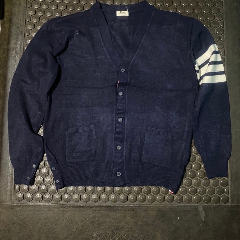 CARDIGAN RAJUT MODEL MIRIP THOM BROWNE NAVY MEWAH BRANDED