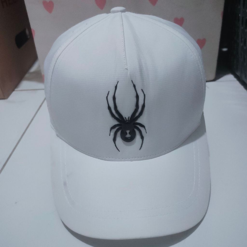Topi spyder outdoor