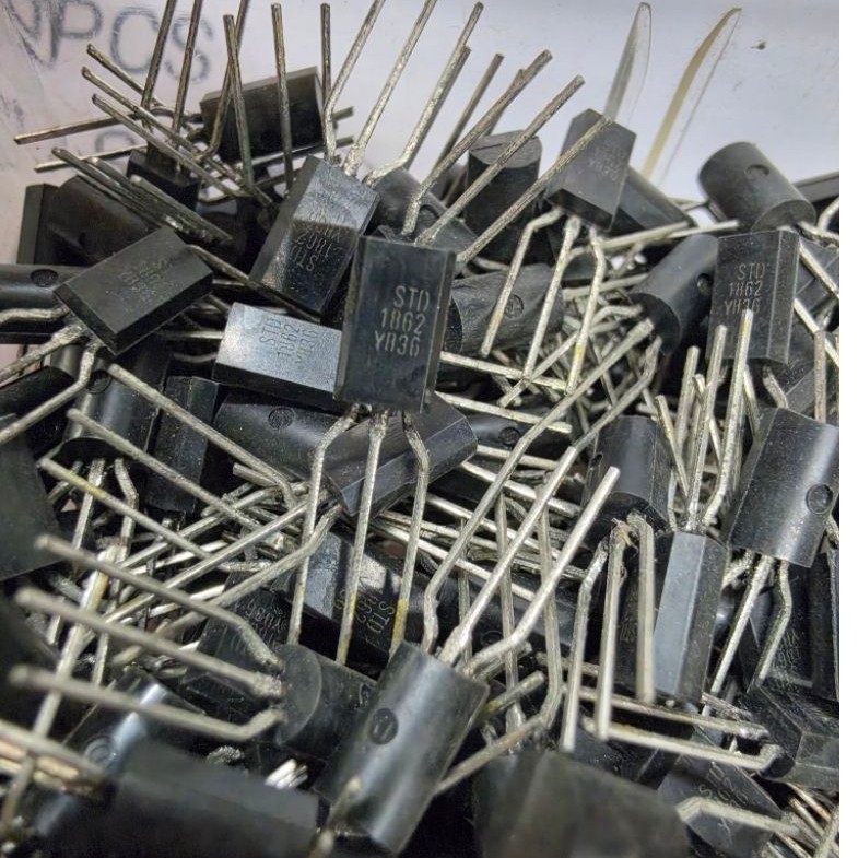 TRANSISTOR STD 1862 npn STD1862