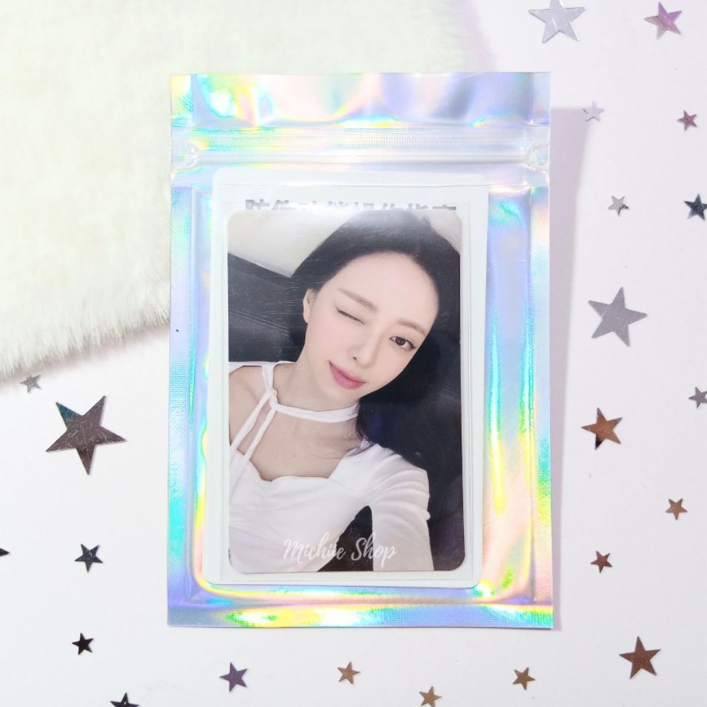 Photocard Itzy Yuna Tunnel Vision Lucky Draw QQ B3 | Photocard Yuna Itzy LD QQ B3 Official

