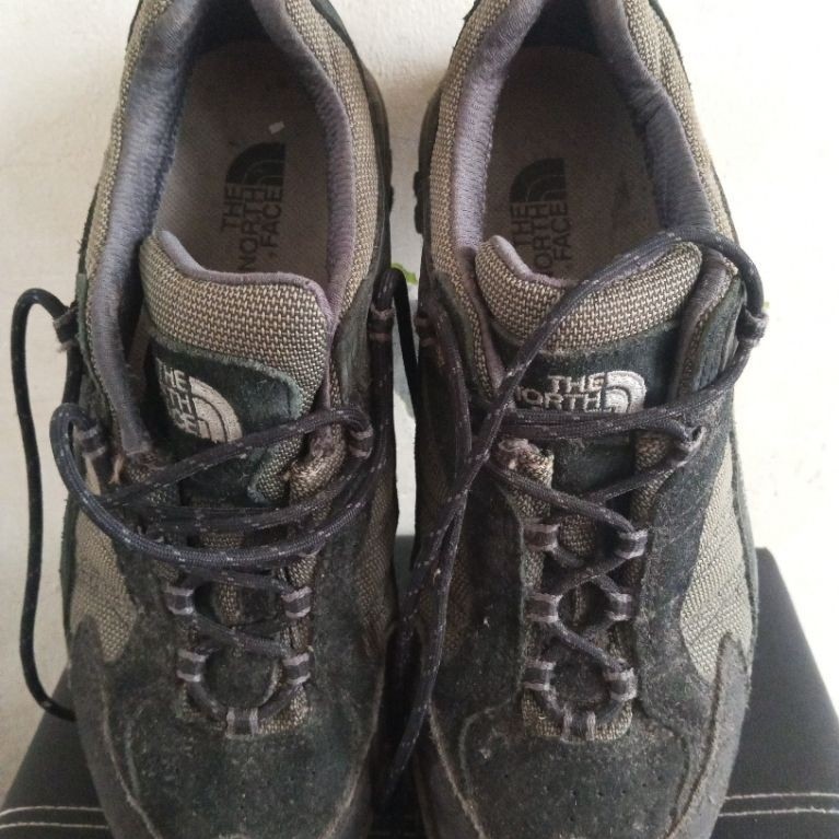 Sepatu Hiking The North Face