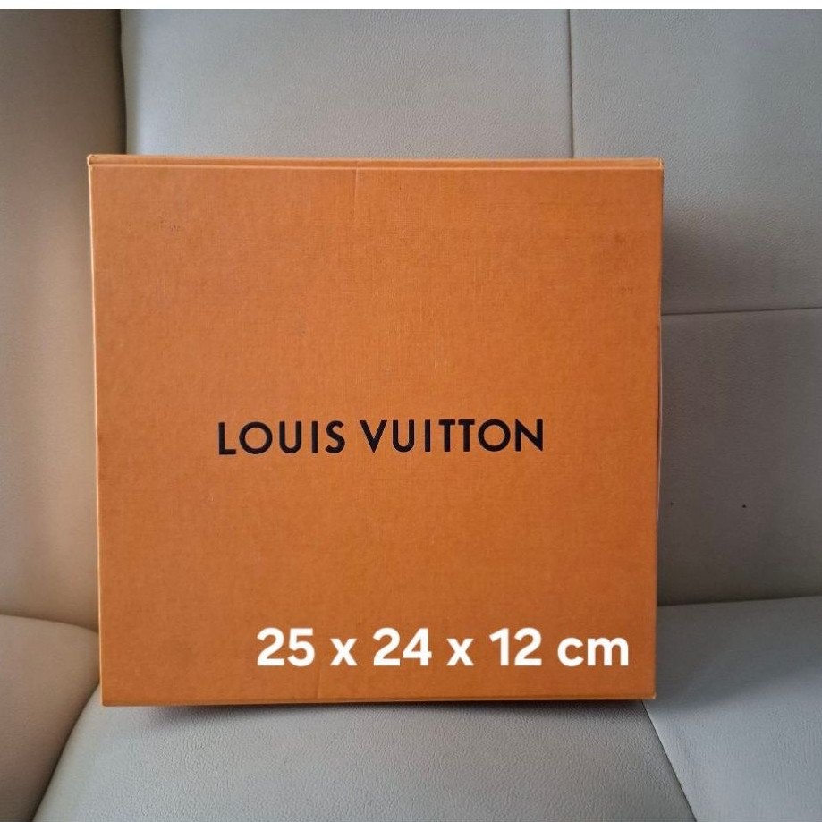 box louis vuitton authentic / box lv