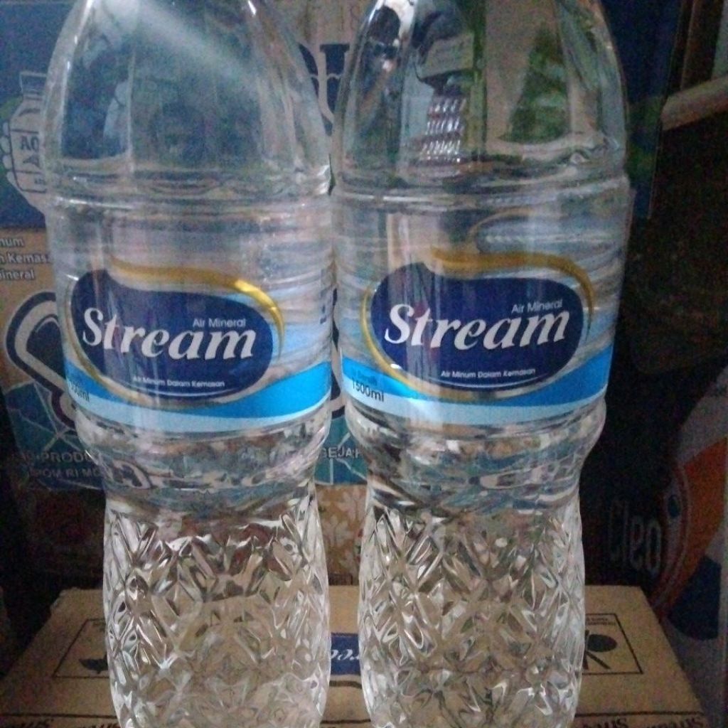 Stream Air Mineral 1500ml Botol Minum Dalam Kemasan