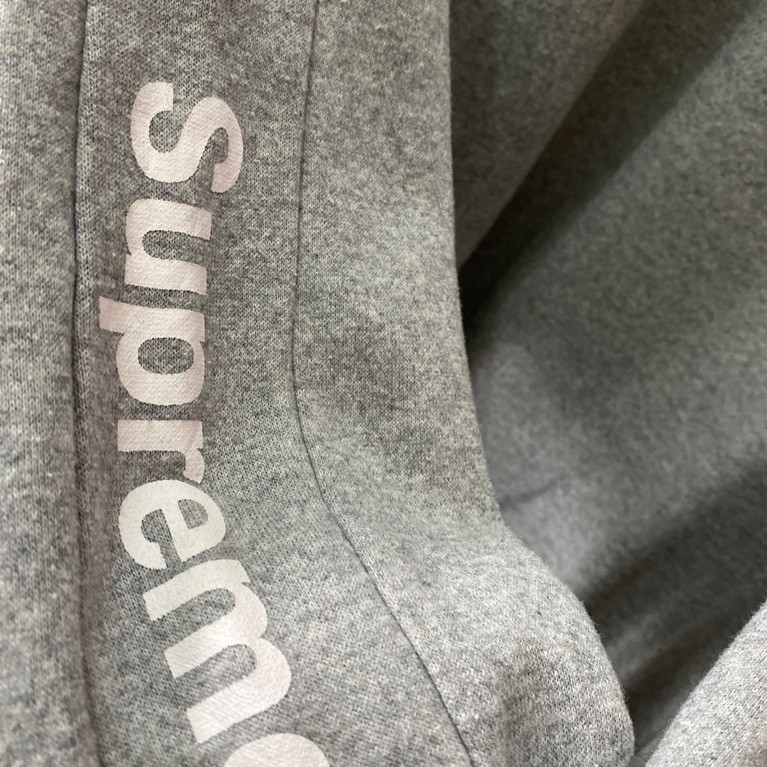(70x58cm tanpa ditarik) CN crewneck sweatshirt sweater supreme pohon korea spellout warna abu