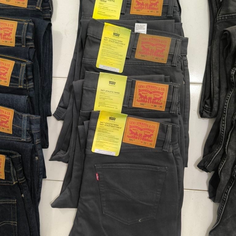 New Levi's 541 ATHENTIC TAPER Original 100% Warna Grey size 33.38.40 Jeans Boutique