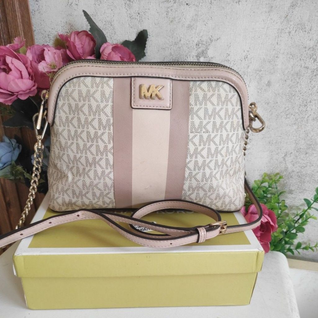 Preloved SlingBag MK