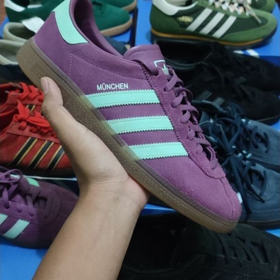 munchen purple 42 2/3