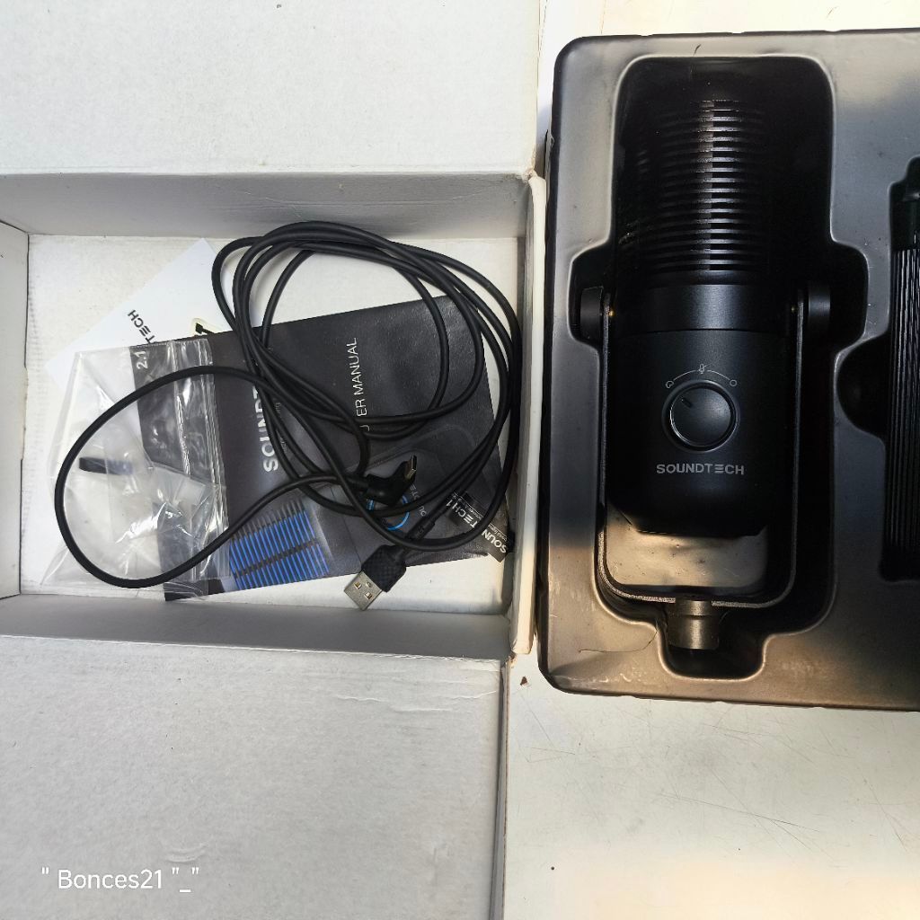 Mic soundtech bnib