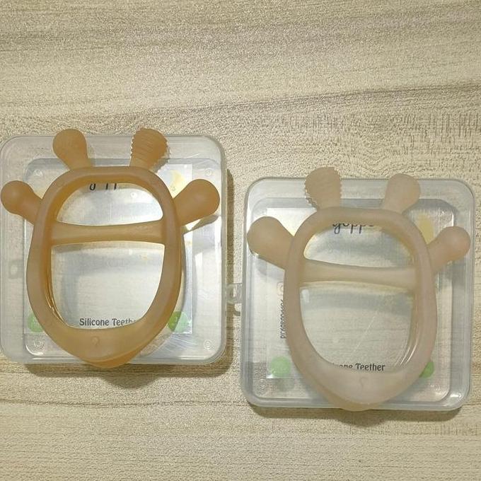 Yoppo Baby - Teether Gelang Jerapah free Case / Mainan Gigitan Bayi BPA Free  teether free Case