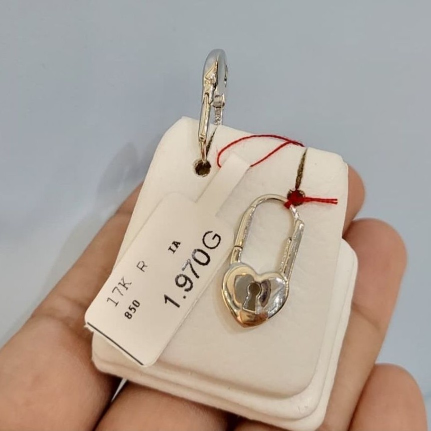 Anting emas 75 hati peniti