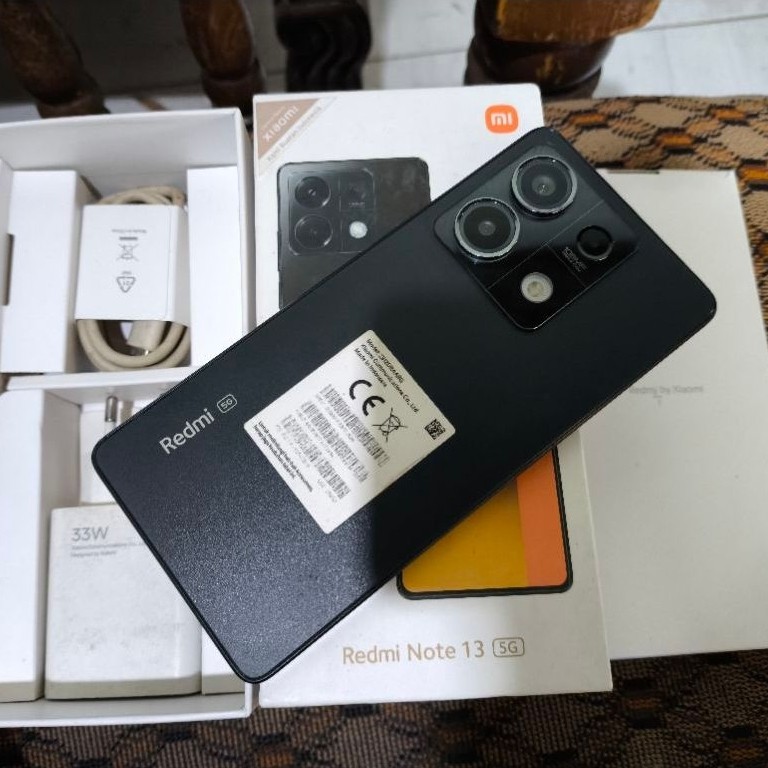 Redmi Note 13 5G ram8/256gb second minus ringan