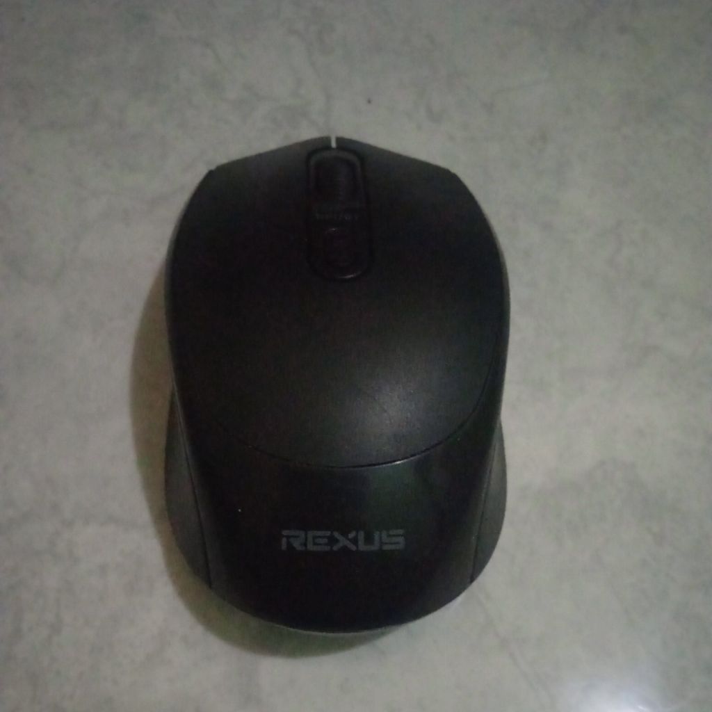 Preloved mouse wireless Rexus q35 silent click kondisi mati