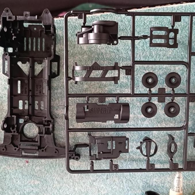 Trionowan - Chassis Super 2 Carbon Project D (Set Chassis Gearbox)