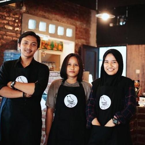 Celemek apron hitam polos
