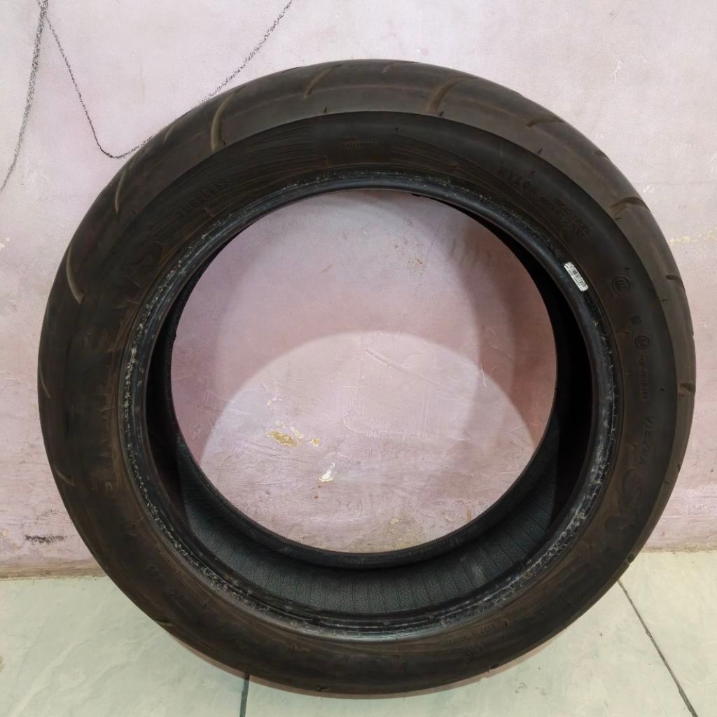 Ban maxxis victra 140/70 ring 14 Second