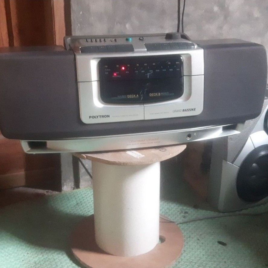 Polytron Grand Bazzoke Radio Tape Jadul FM AM