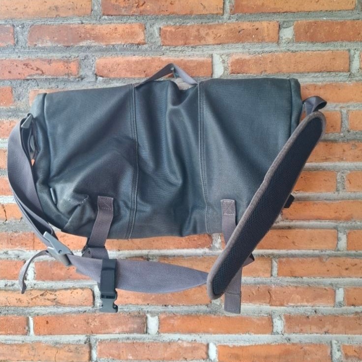 timbuk2 classic messenger size m