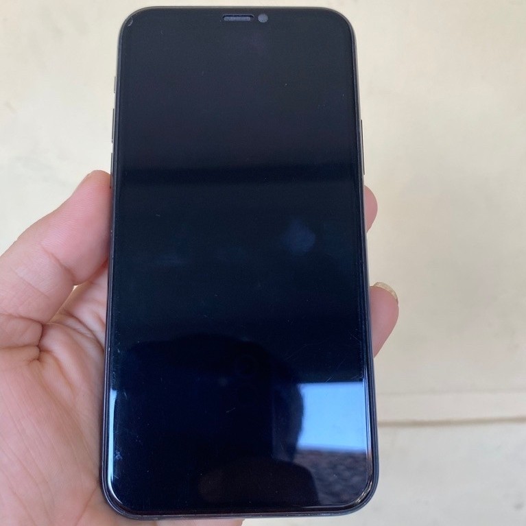 IPhone 11 Pro 256 Main board Mati ( Dijual karna pernah di servise tapi mati lagi)