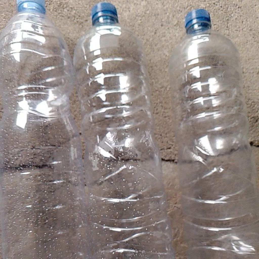 (pentingnya membaca deskripsi)botol plastik kosong 1,5L untuk ikan cupang ukuran bisa request
