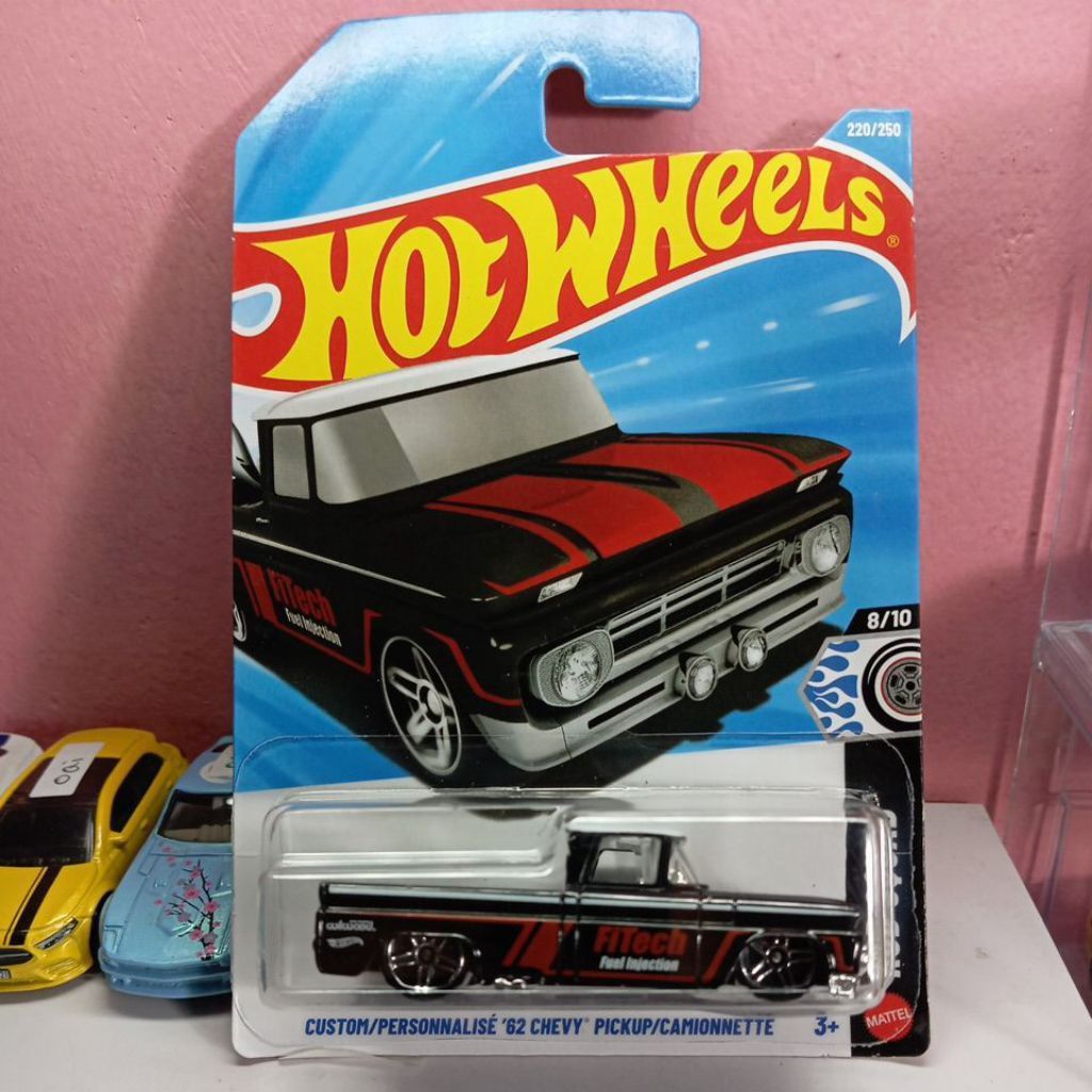 Hotwheels Reguler Custom 62 Chevy Pickup Hitam Fitech