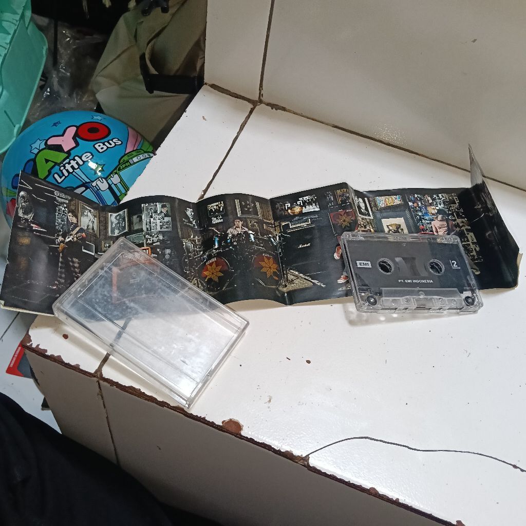 KASET PITA DEWA - REPUBLIK CINTA