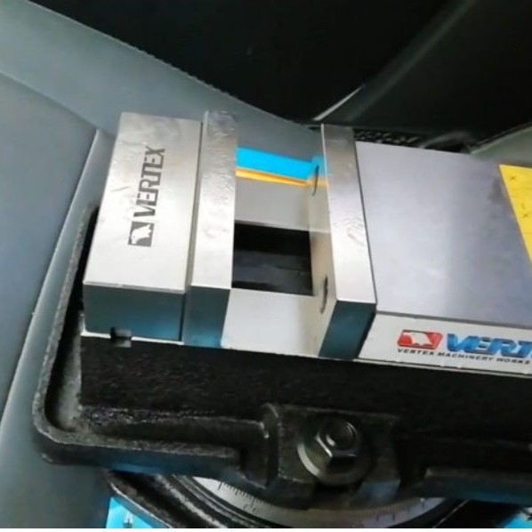 VERTEX ANG - FIXED Milling vise