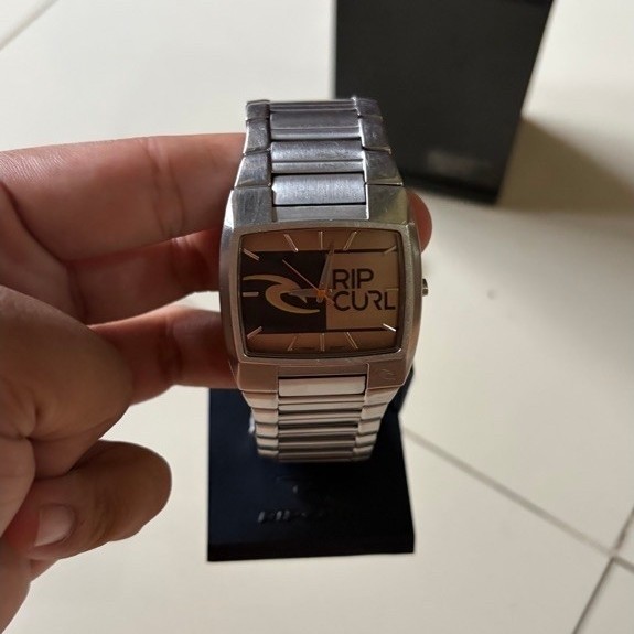Jam Tangan Pria RIP CURL analog tali stainless model kotak