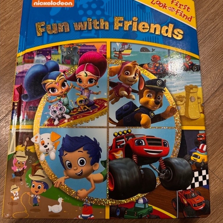 first look&find book english book buku inggris preloved