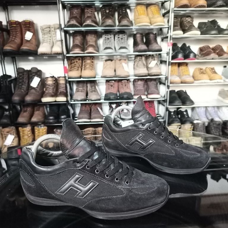 Hogan sneakers size 41