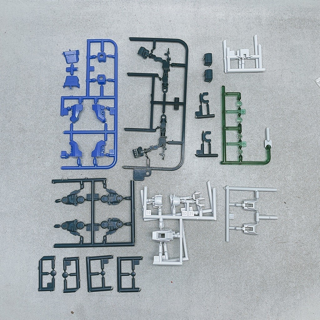 Bandai RG Gundam 00 Raiser Part Arms