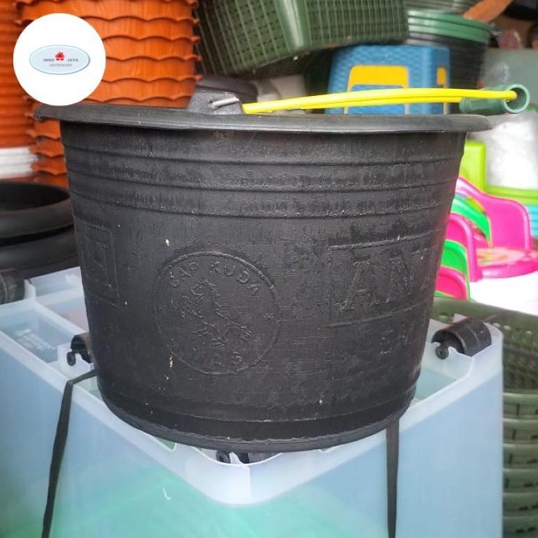 ember cor 18 hitam karet cap kuda yasindo
