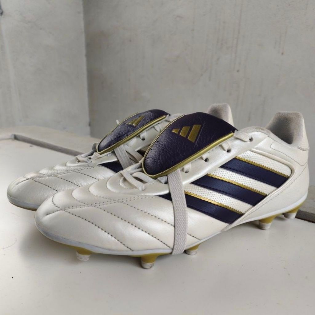 Sepatu Bola Adidas Copa Gloro II FG JR2869