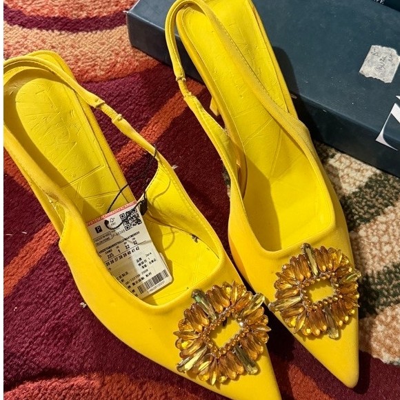 heels zero kuning wanita new