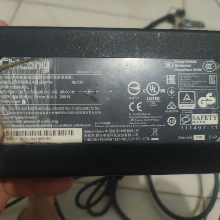 charger laptop Original Clevo 200 watt