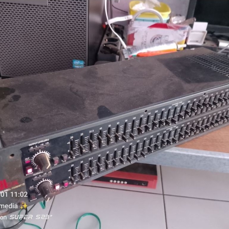 EQUALIZER 231 PROFESIONAL DBX ORIGINAL BEKAS NORMAL