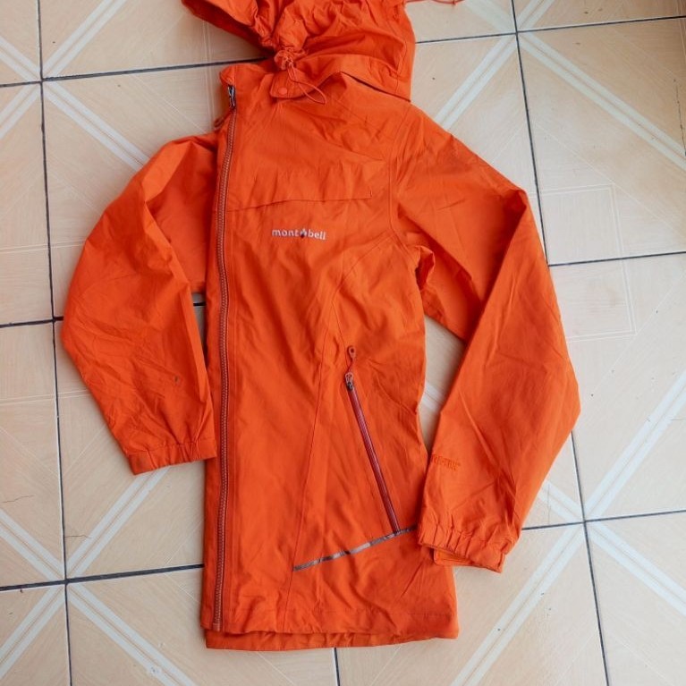 montbell goretex gorpcore