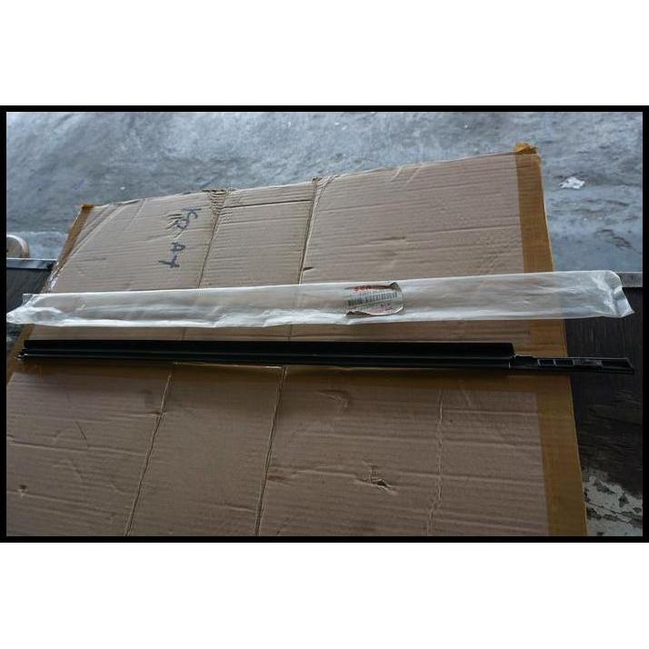 DISKON PLIPIT LUAR/OUTER WEATHER STRIP WEATHERSTRIP SUZUKI SX4/NEO BALENO 