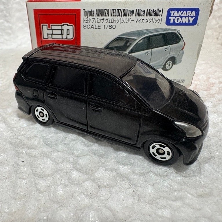Tomica Toyota Avanza Veloz Black Unsealed Takara Tomy