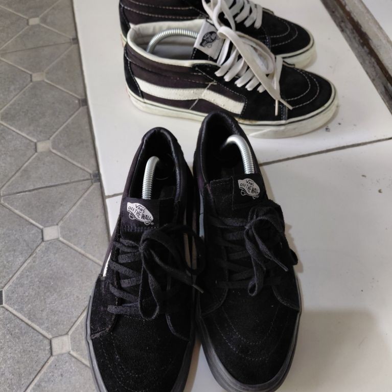 Vans Sk8 Low Contrast Black Ukuran 42 Mulus