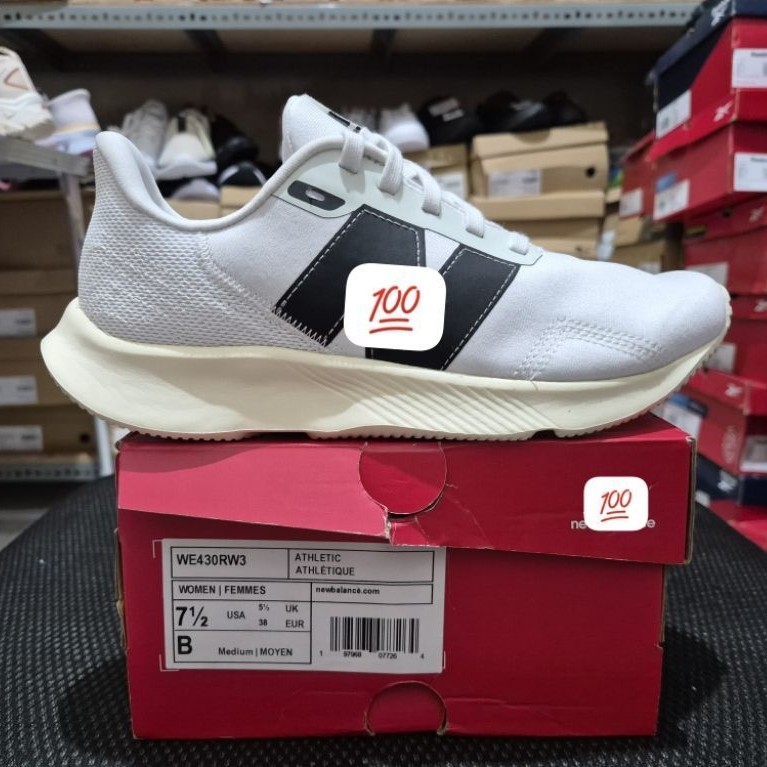 SEPATU RUNNING WOMENS ORIGINAL WE430RW3